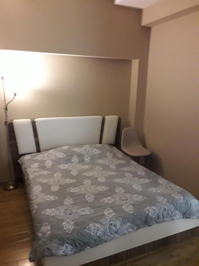 Apartment On Rustaveli 巴统 外观 照片