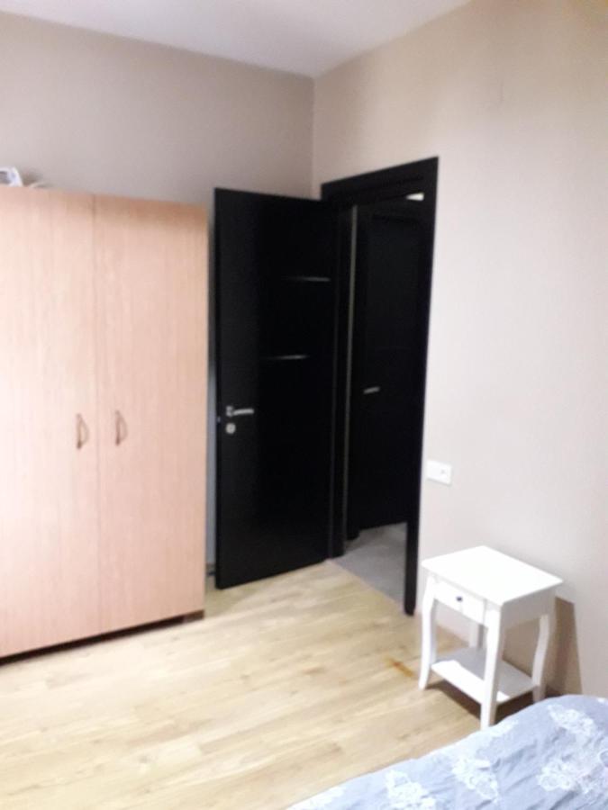 Apartment On Rustaveli 巴统 外观 照片