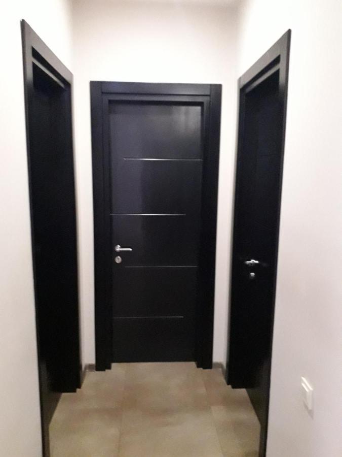 Apartment On Rustaveli 巴统 外观 照片