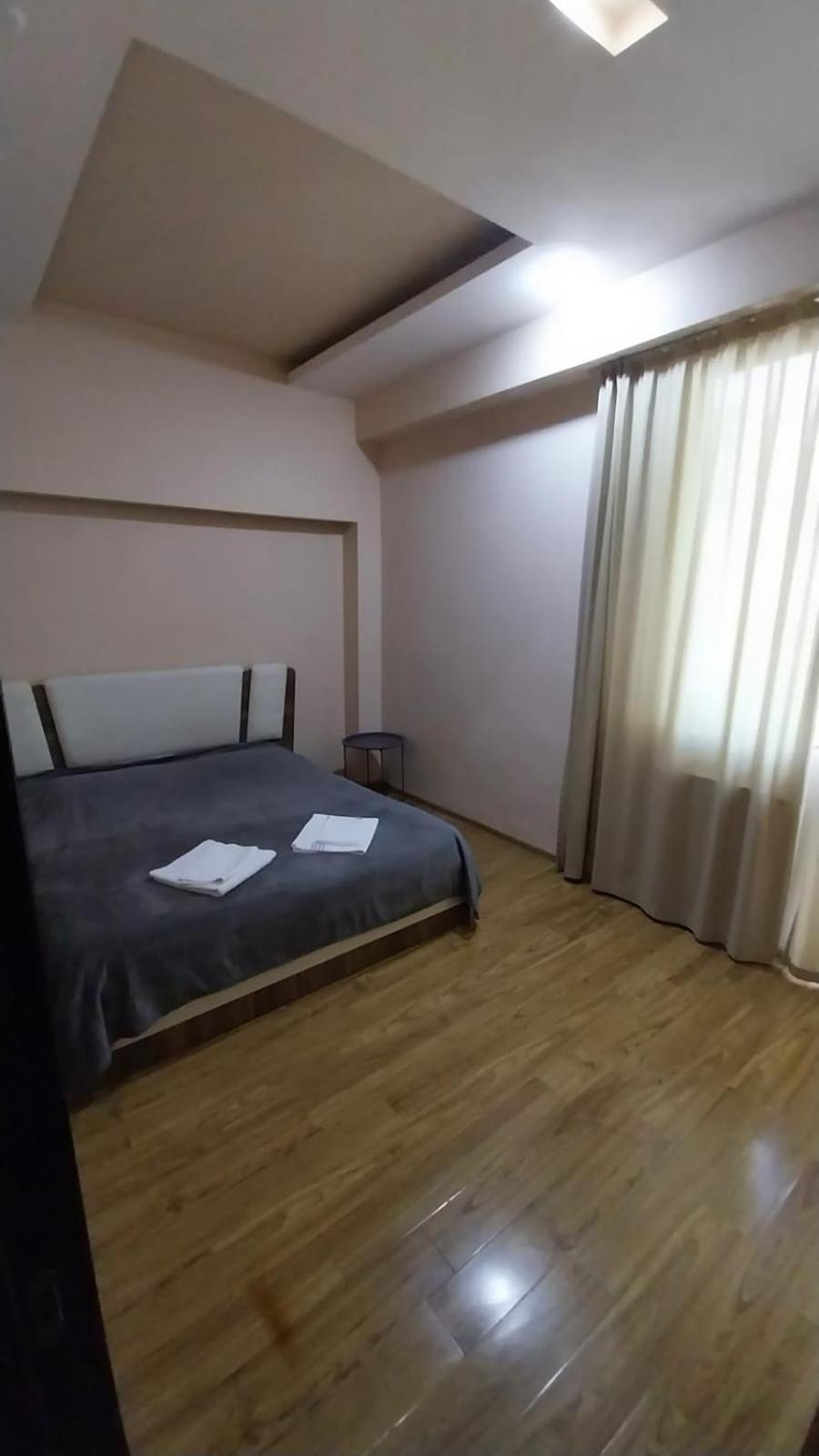 Apartment On Rustaveli 巴统 外观 照片